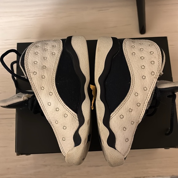 Jordan 13 Retro toddler size 7 - Picture 3 of 8